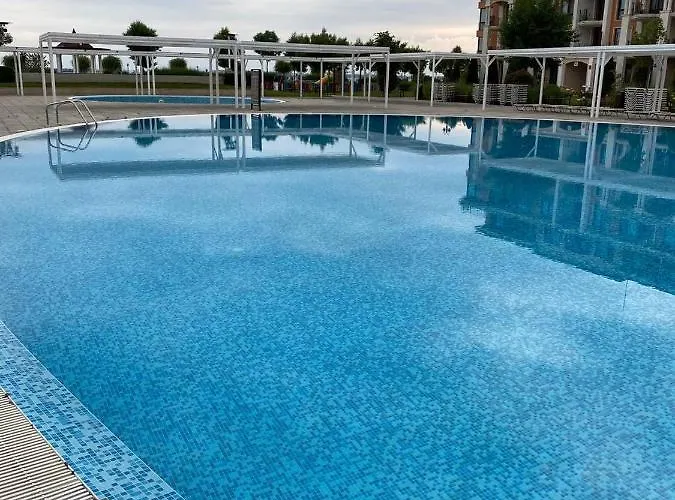 Daire Sea View On The Sunny Sveti Vlas