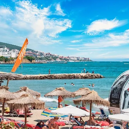 Sea View On The Sunny Apartament