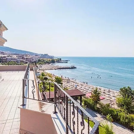 Sea View On The Sunny Apartament Sveti Vlas