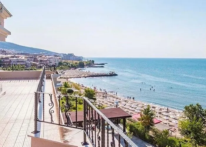 Sea View On The Sunny Apartmán Sveti Vlas